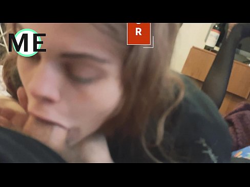 ❤️ 喉咙的鸡巴，撕裂的连裤袜和撕裂的高跟鞋很好地满足了 ☑ Sex video